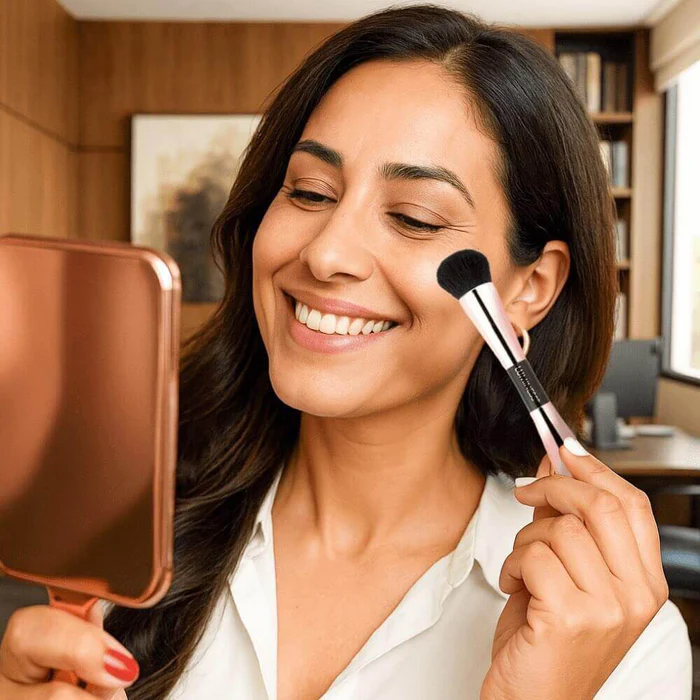 4-in-1 Complexion Brush L420 - Image 6